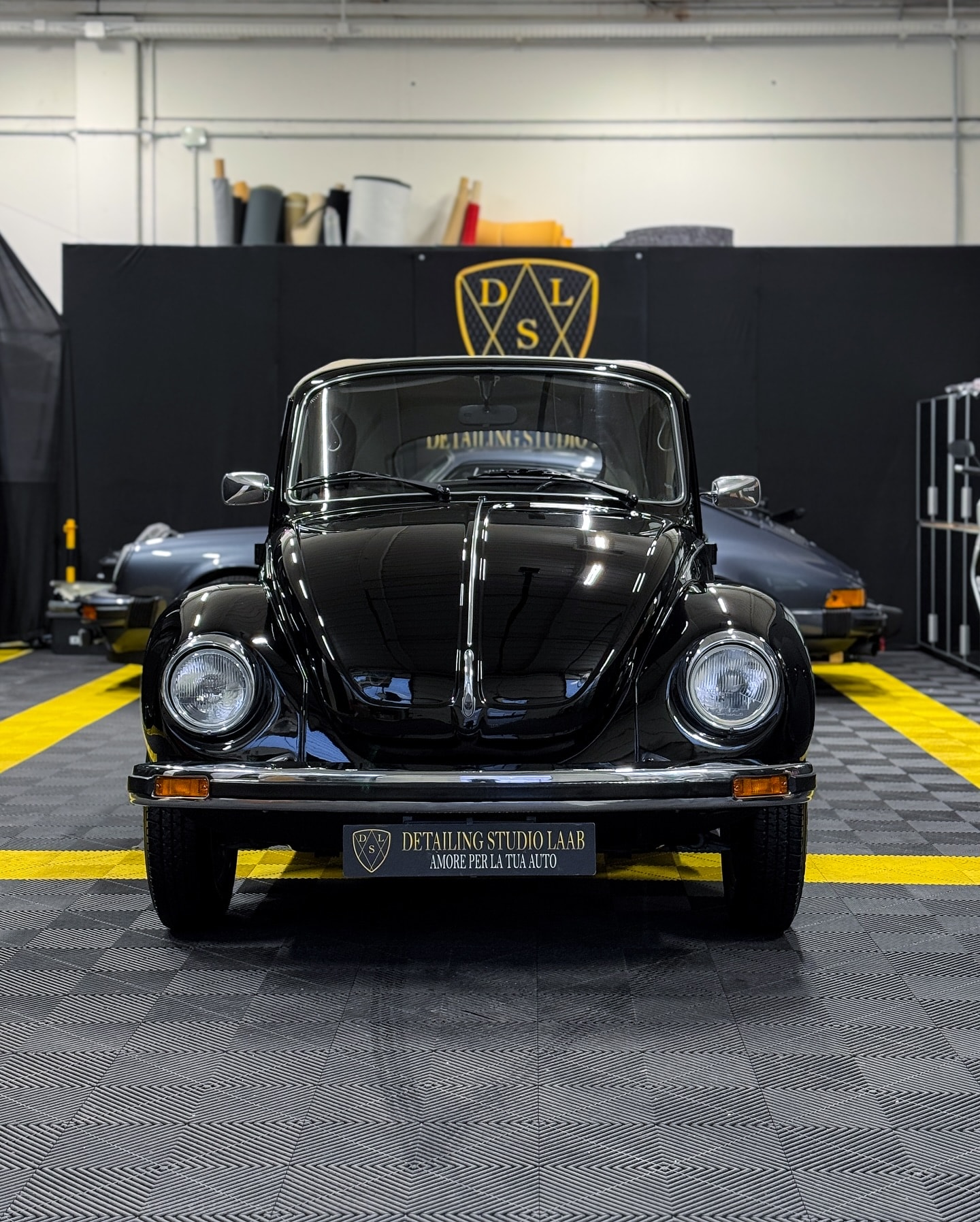 VW Maggiolino Cabrio - Restauro completo